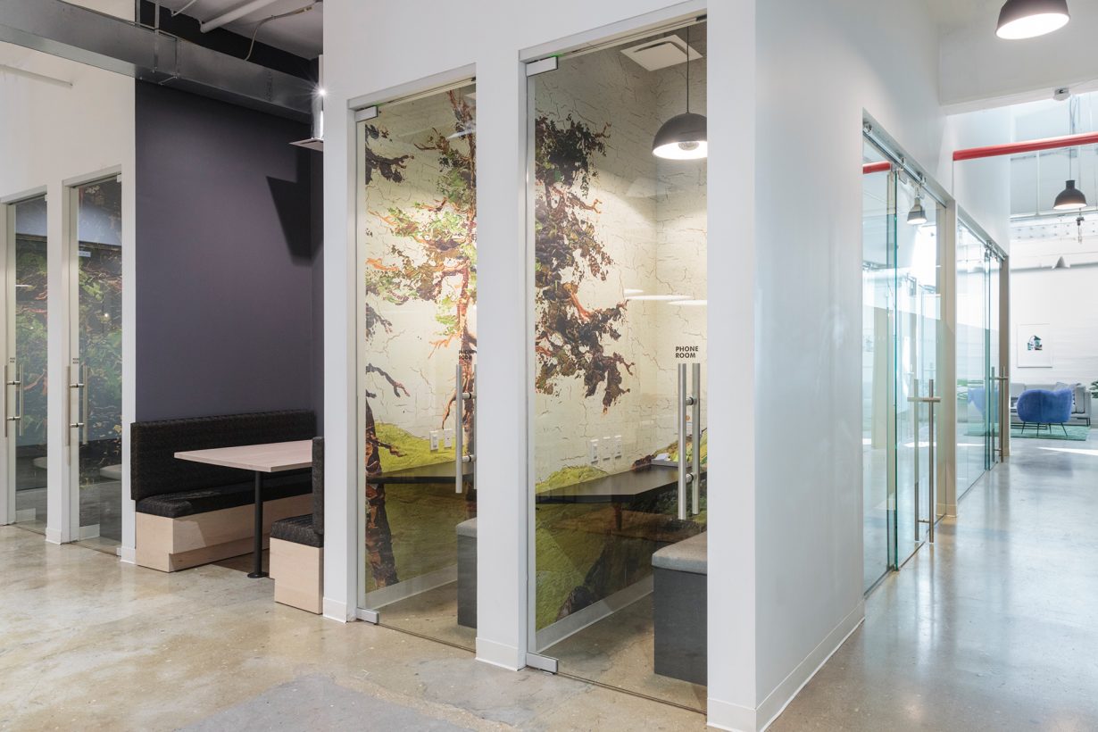 Members can take advantage of private phone rooms for virtual calls or focused work.