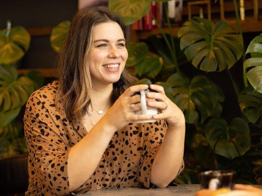 Learn how Industrious Community Manager Maggie Snow creates great days for members.