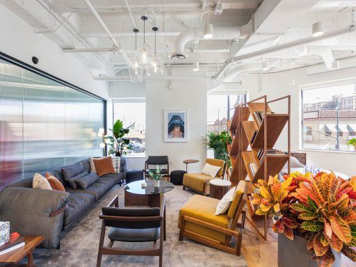 Learn how to better manage your hybrid team.