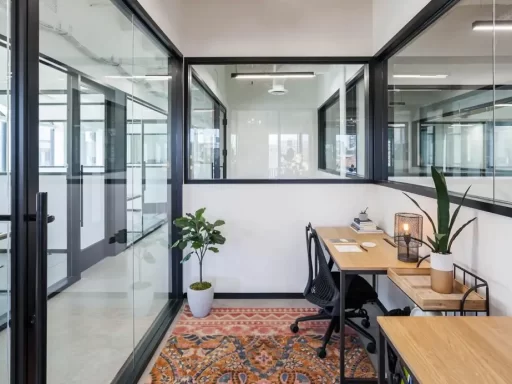 420 Nichols Road Country Club Plaza Kansas-City Missouri USA coworking & shared office space by Industrious